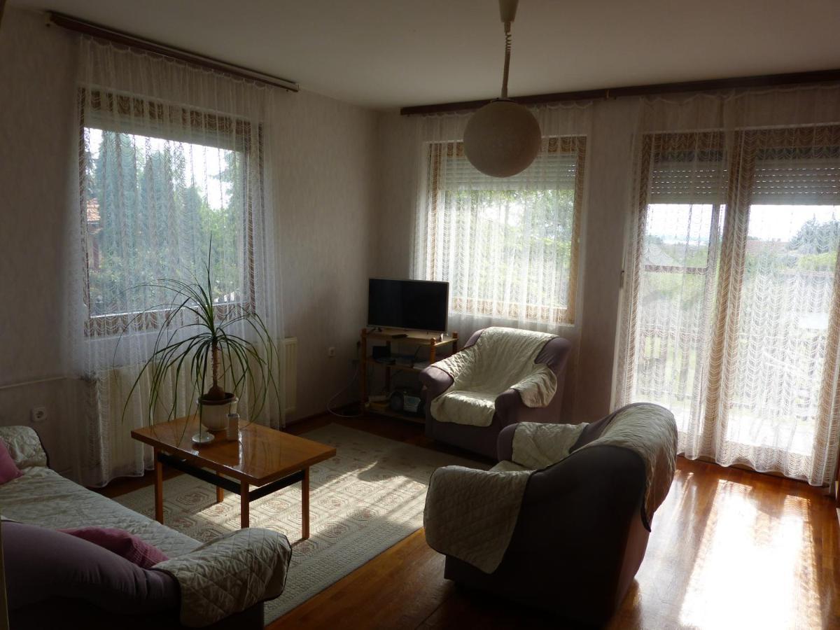 فيلا فونيارتْسفاشغفي House Elisabeth Balaton المظهر الخارجي الصورة